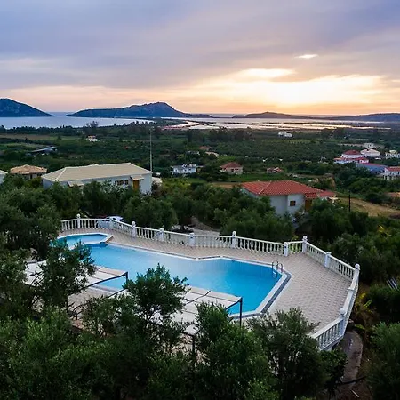 מלון דירות Thanos Village גיאלובה