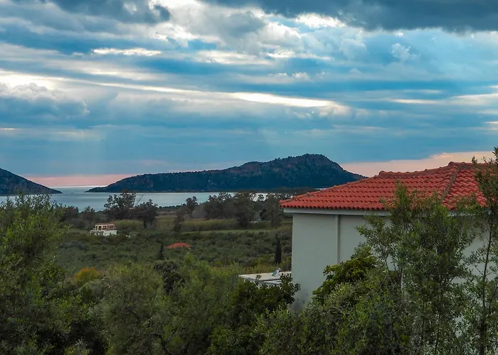 Aparthotel Thanos Village Gialova