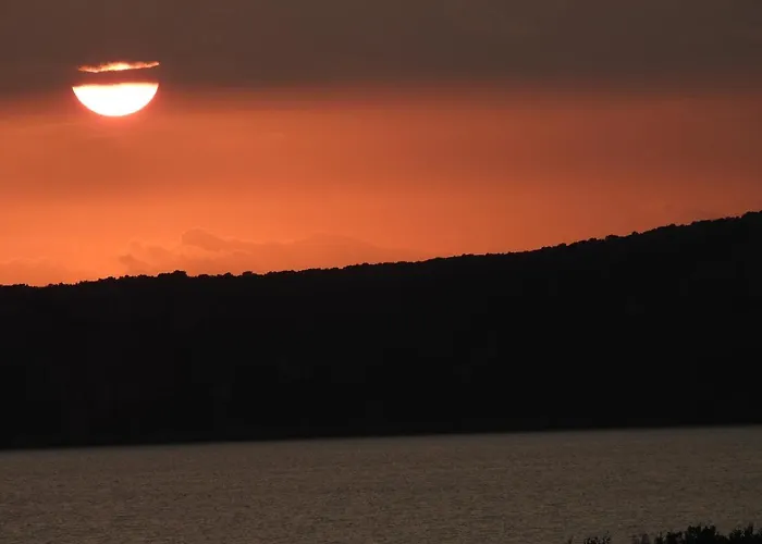 Thanos Village Gialova